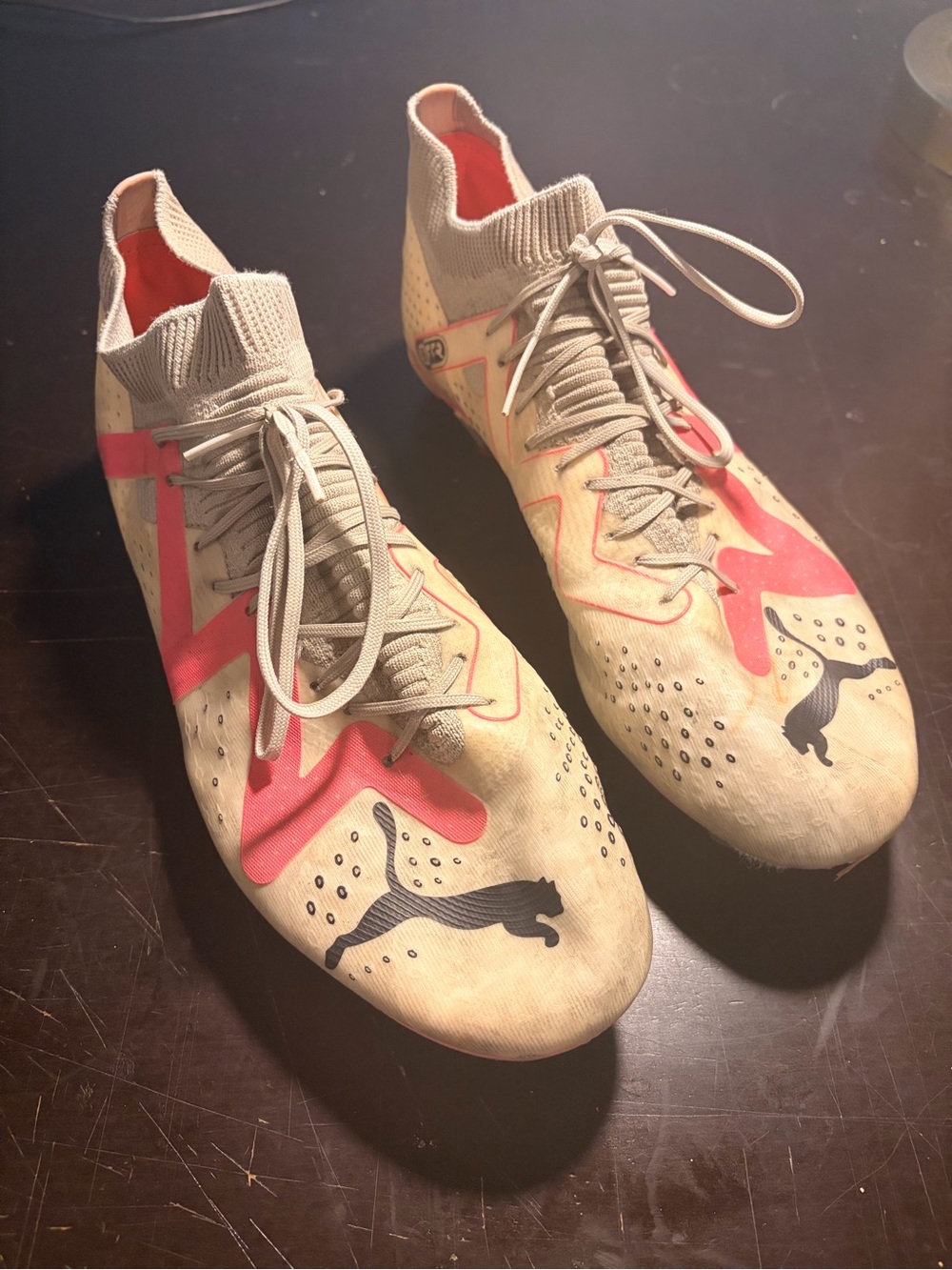 Puma Men’s Beige and Coral Athletic Soccer Cleats